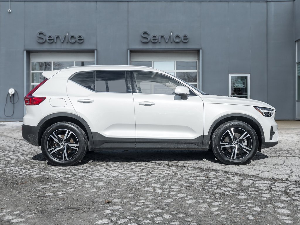 Volvo XC40 B5 AWD Core  CPO FINANCE RATE FROM 3.49%* 2025-4