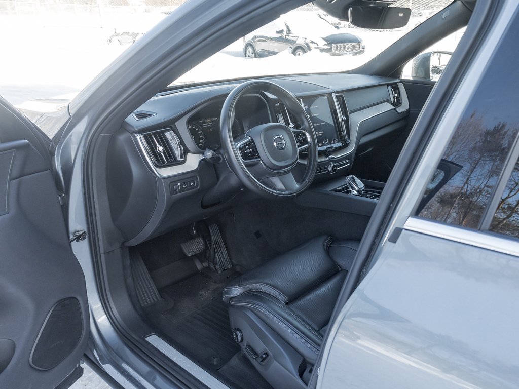 Volvo XC60 Plug-In Hybrid T8 eAWD Plug-In Hybrid INSCRIPTION  AIR SUSPENSION 2020-7