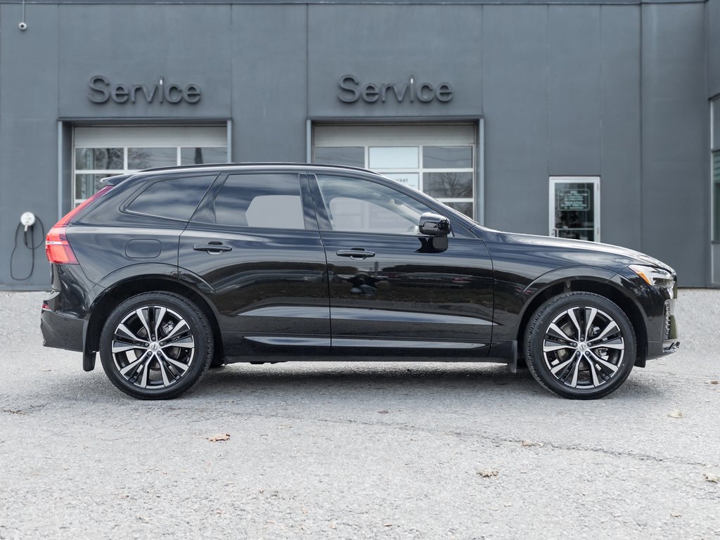 Volvo XC60 B5 AWD Plus Dark Theme  20 ALLOY WHEELS  CPO 2025-4