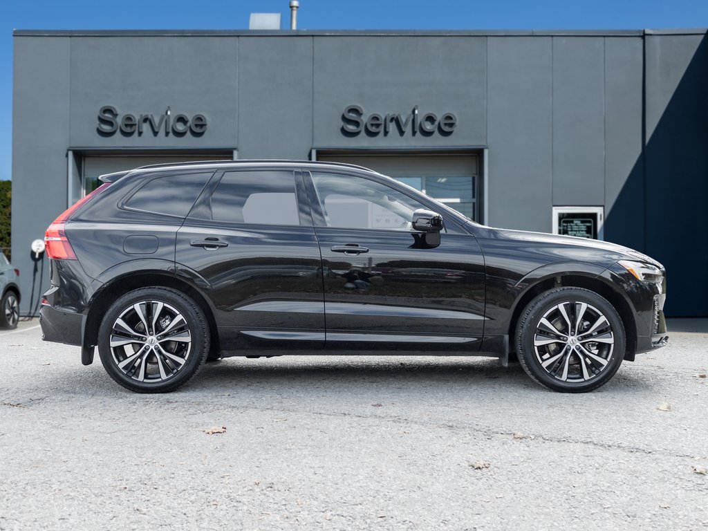 Volvo XC60 B5 AWD Plus Dark Theme  20 ALLOY WHEELS  CPO 2025-4