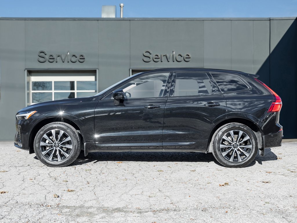 Volvo XC60 B5 AWD Plus  NEARLY NEW  CPO  19 ALLOY WHEELS 2025-2