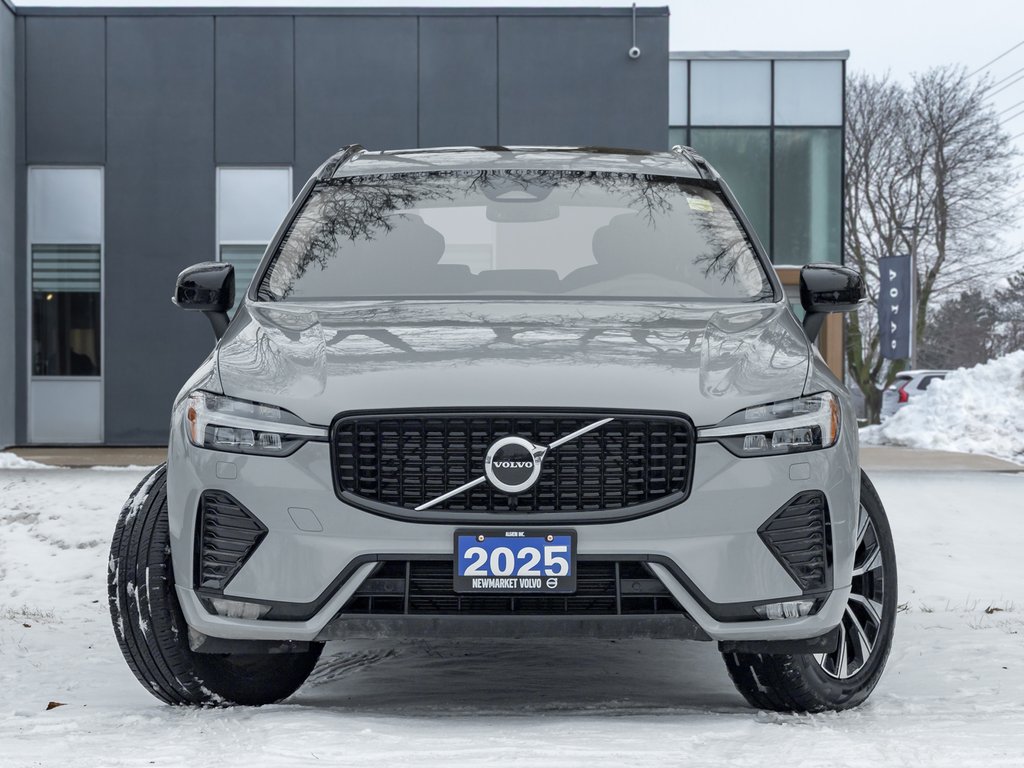 2025 Volvo XC60 B5 AWD Core Dark Theme 19 ALLOY WHEELS  VOLVO CPO-1