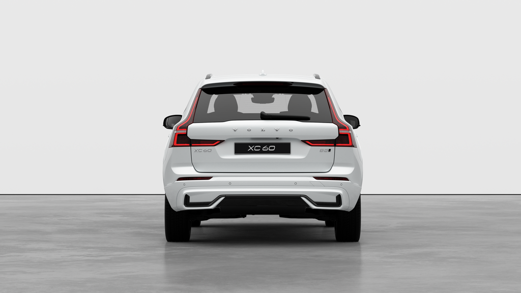 Volvo XC60 B5 AWD Core Dark Theme 2026-5