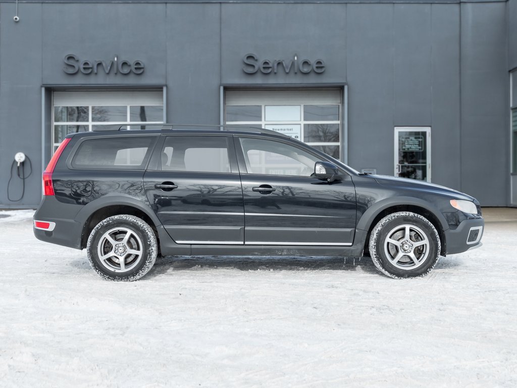 2010 Volvo XC70 5dr Wgn 3.2L  NO REPORTED ACCIDENTS  AS IS  TRADE-4