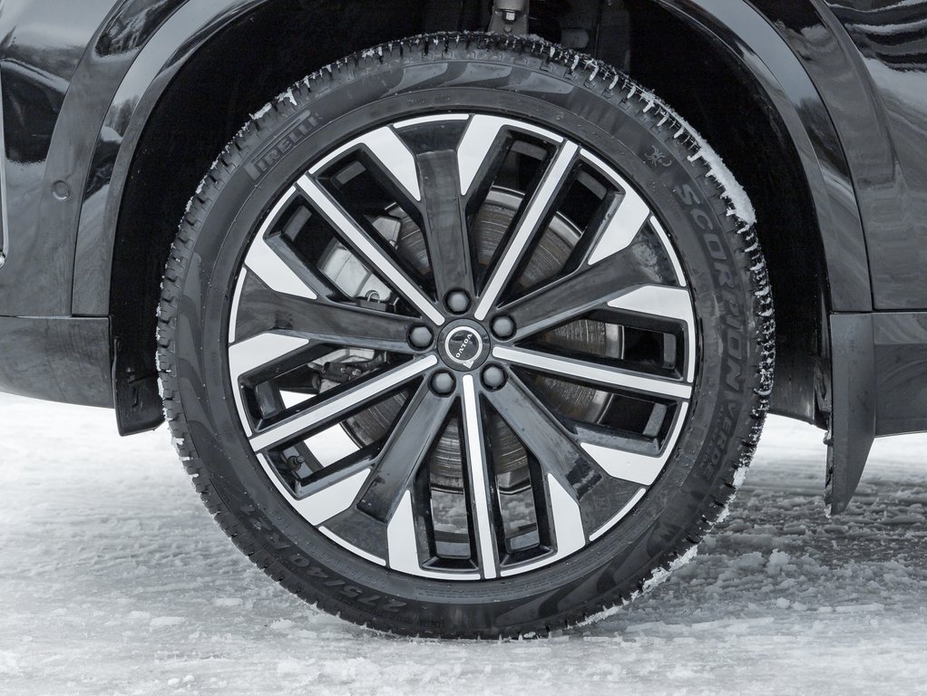 2025 Volvo XC90 2025.5 B6 AWD Plus  LOW KM  NEARLY NEW-3