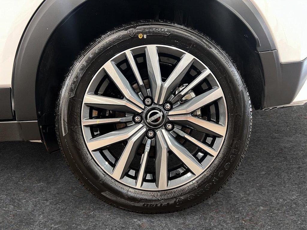 2025 Nissan Kicks Play SV-6