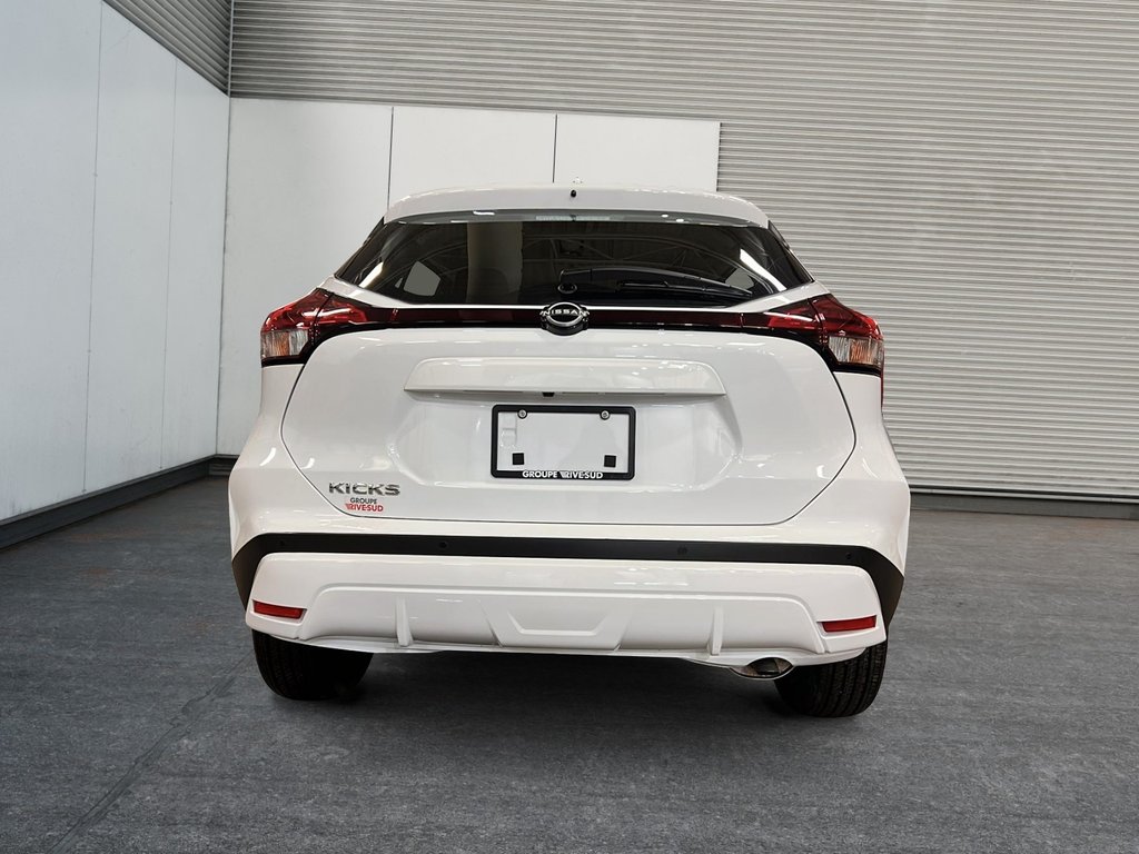 2025 Nissan Kicks Play SV-2