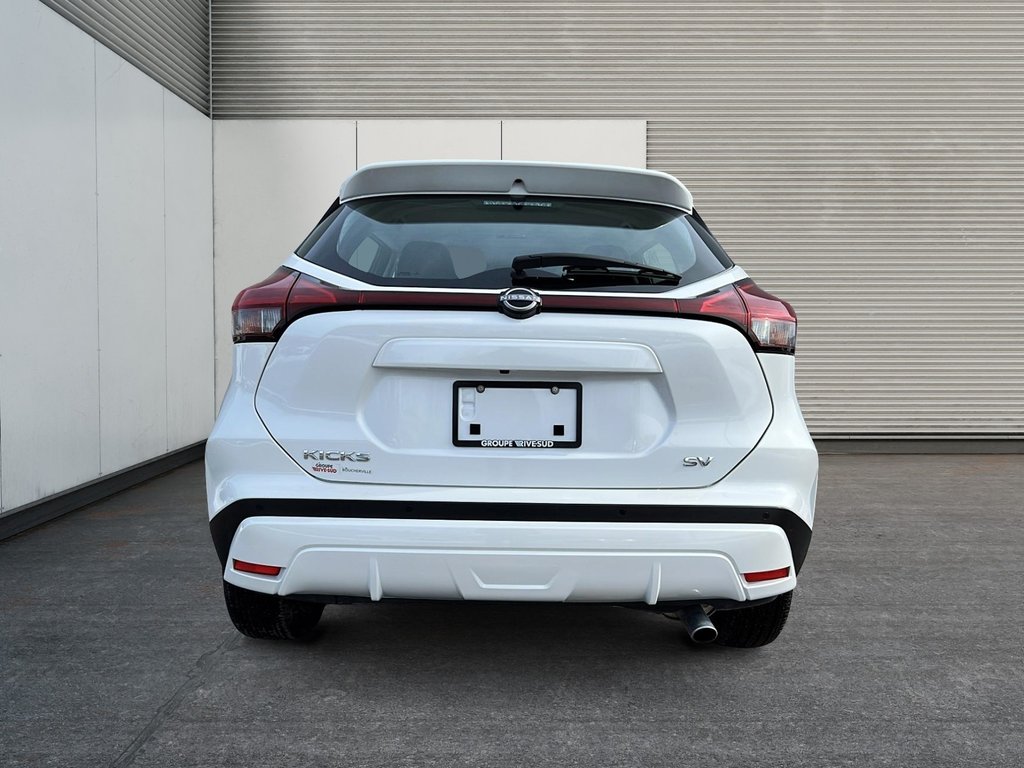Nissan Kicks SV 2023-2