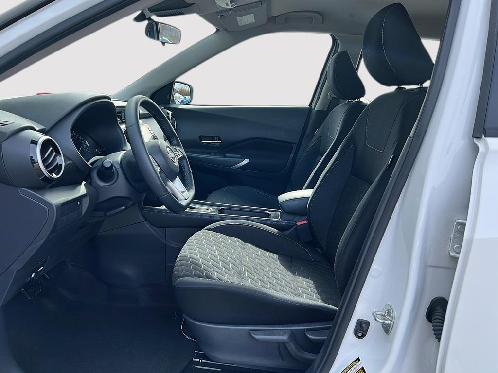 Nissan Kicks SV 2023-7