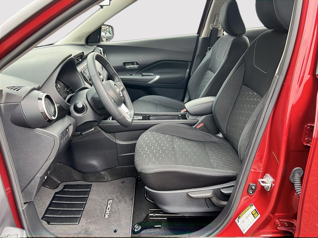 Nissan Kicks SV 2024-7