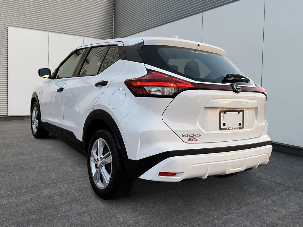 2024 Nissan Kicks S-3