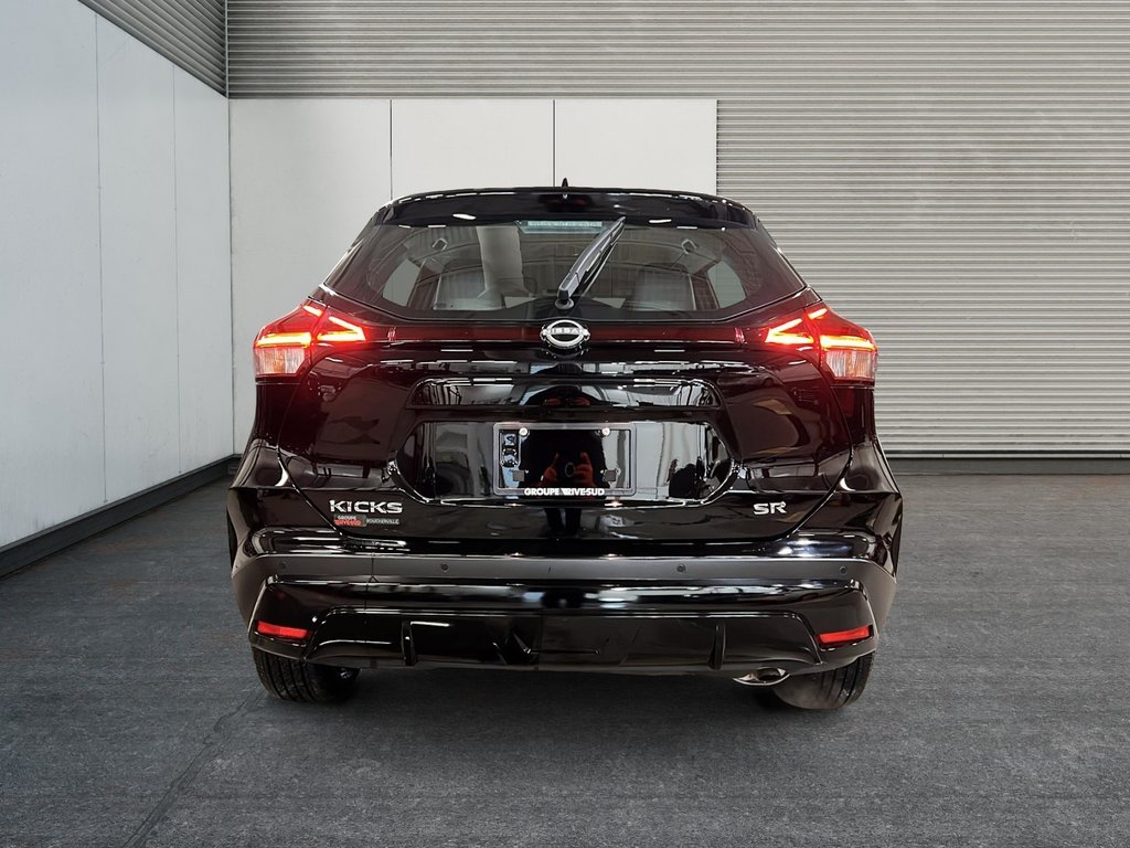 2024 Nissan Kicks SR-2