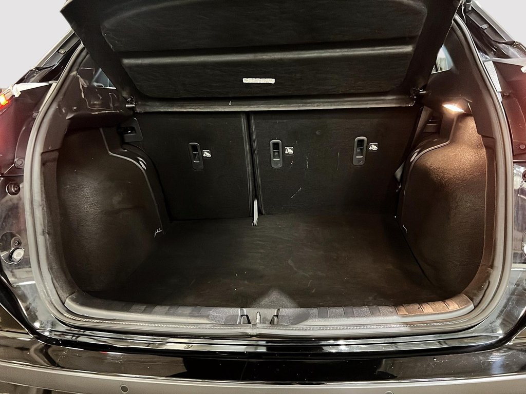 2024 Nissan Kicks SR-5