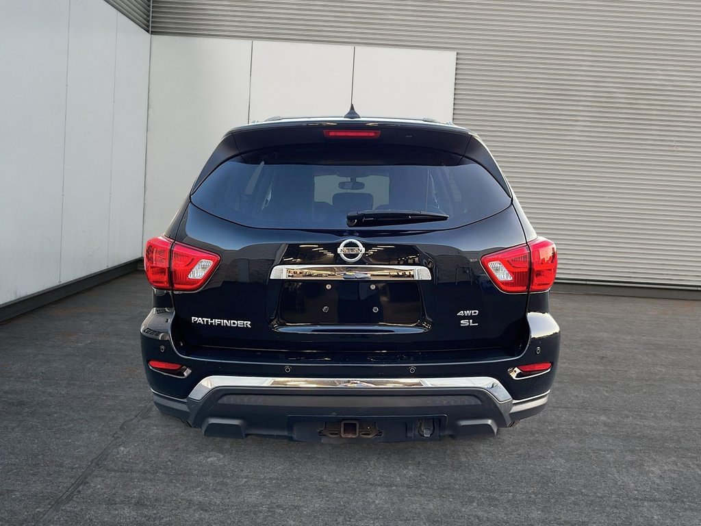 2018 Nissan Pathfinder SL-2