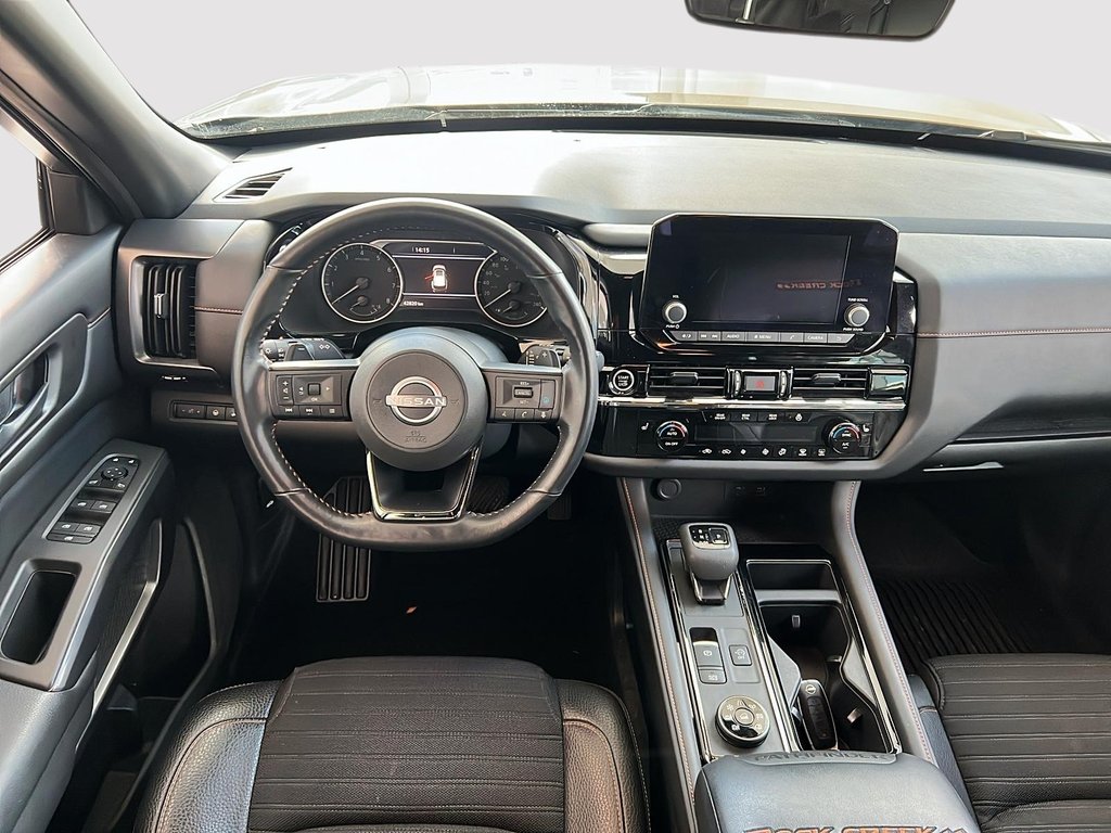 2024 Nissan Pathfinder-7