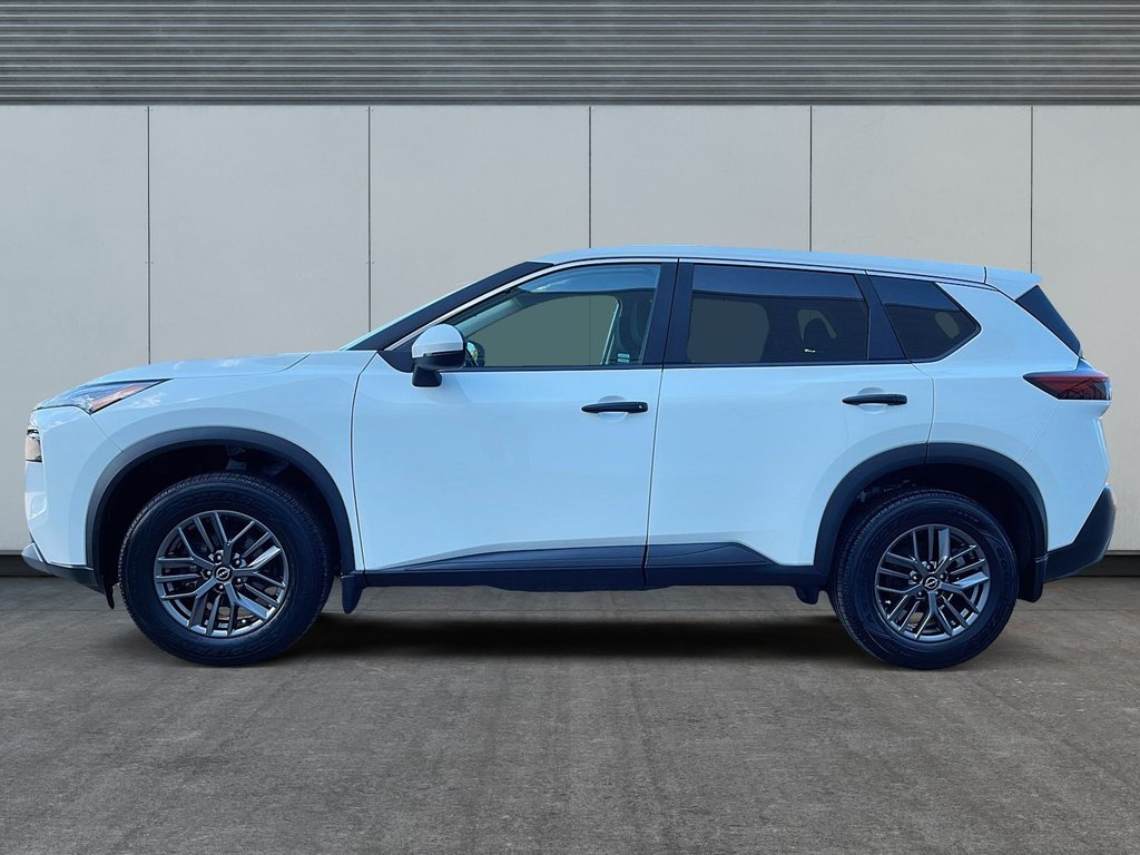 Nissan Rogue S AWD 2023-4