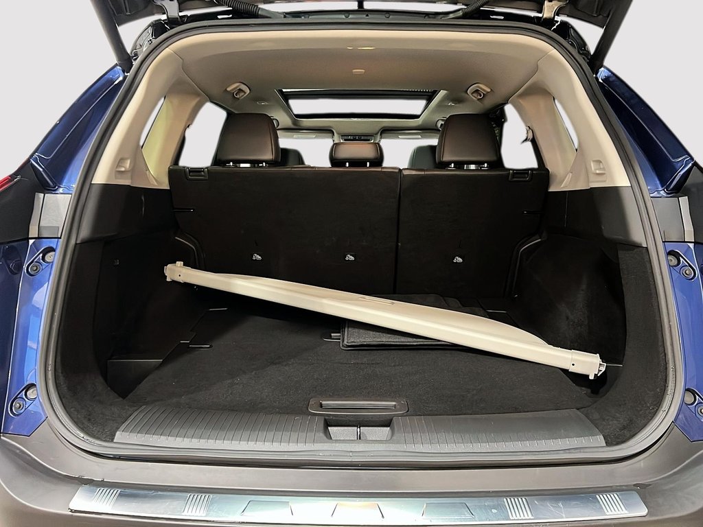 Nissan Rogue SL AWD 2023-4