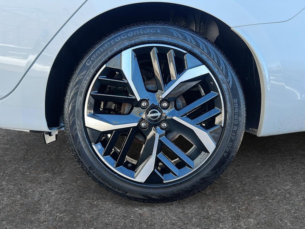 Nissan Versa SR 2023-6