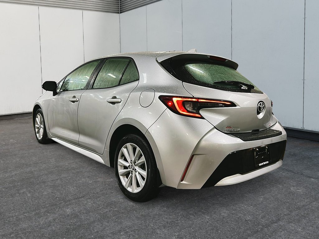 2024 Toyota Corolla Hatchback SE-3