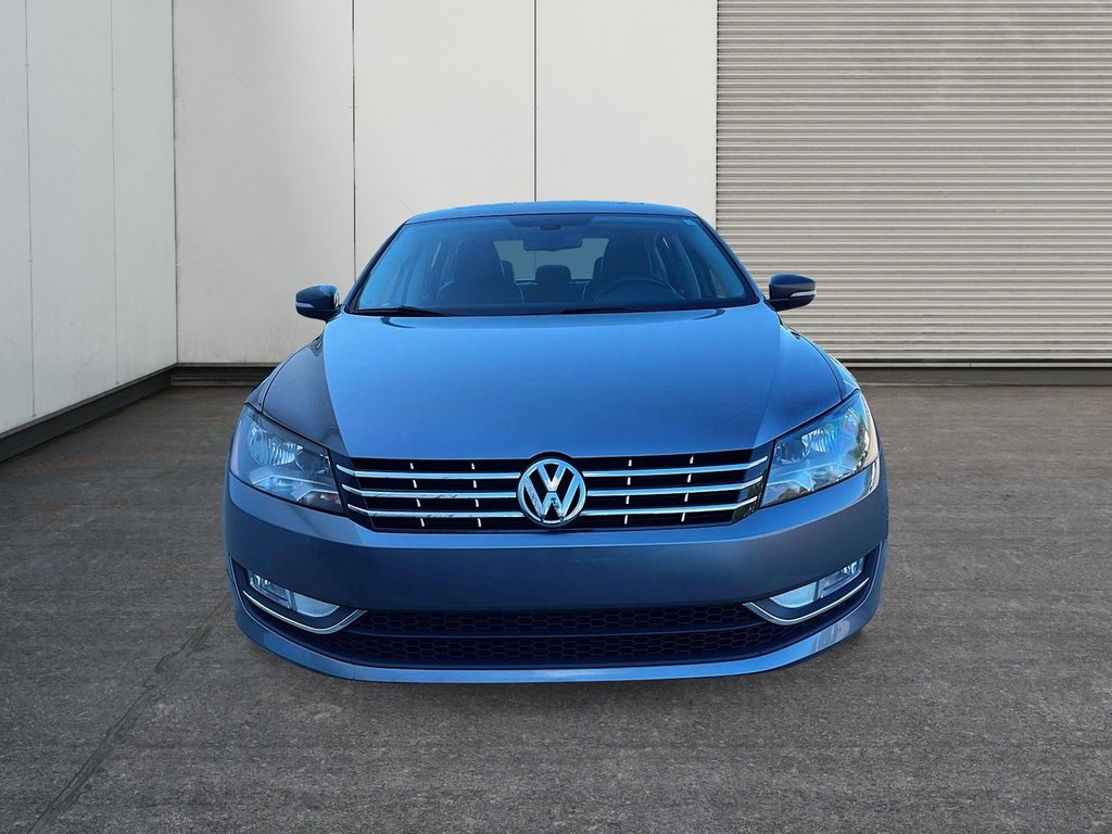 2015 Volkswagen Passat Highline-1