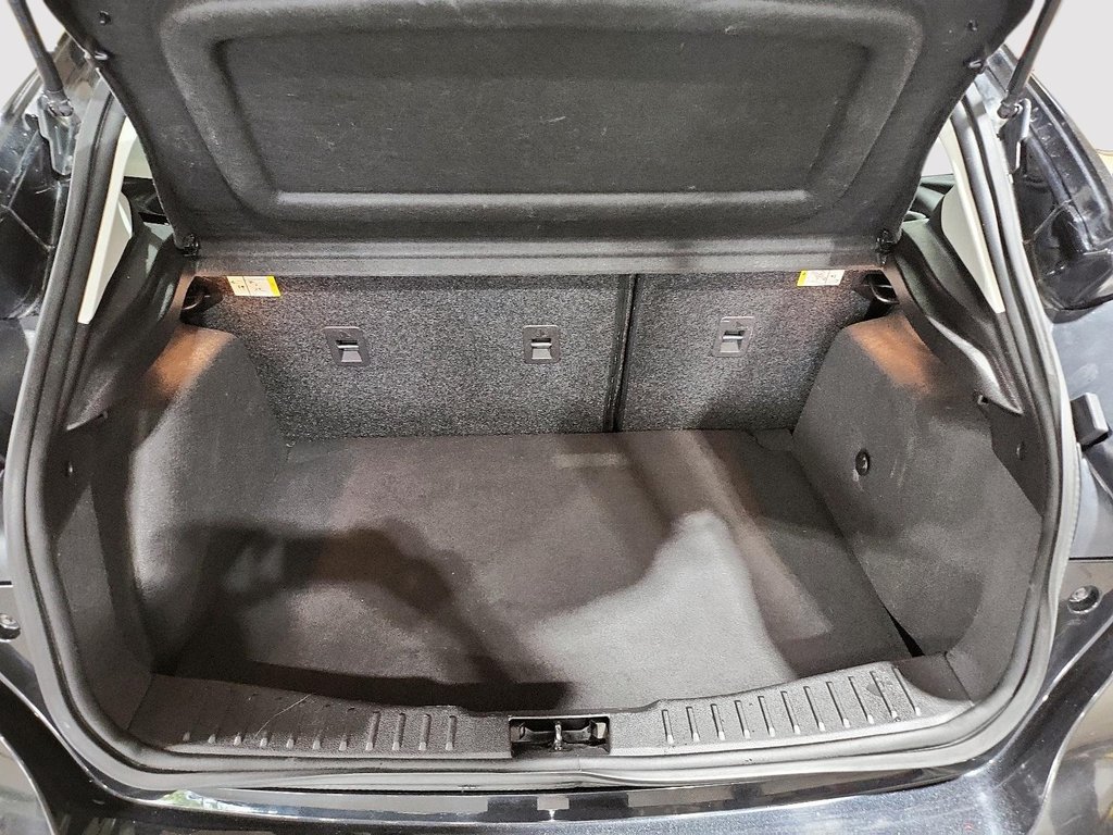 2015 Ford Focus SE-5