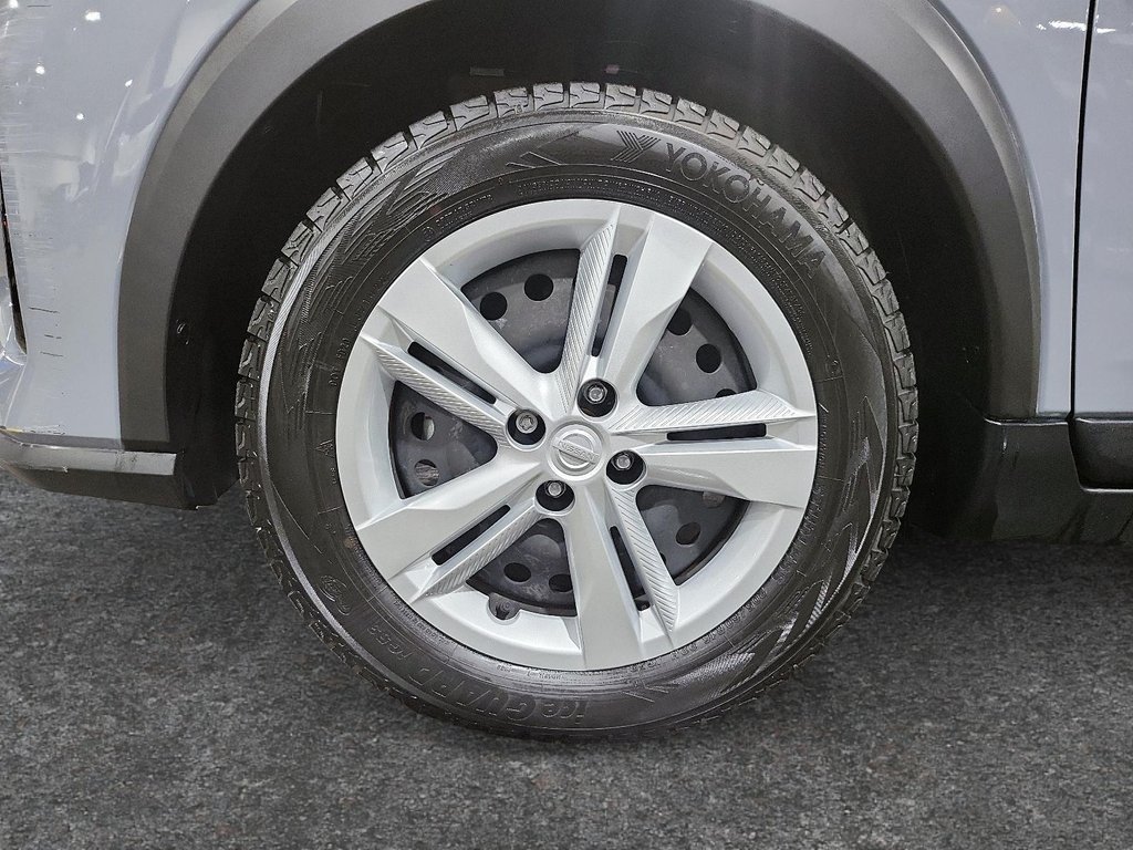 2022 Nissan Kicks S-6