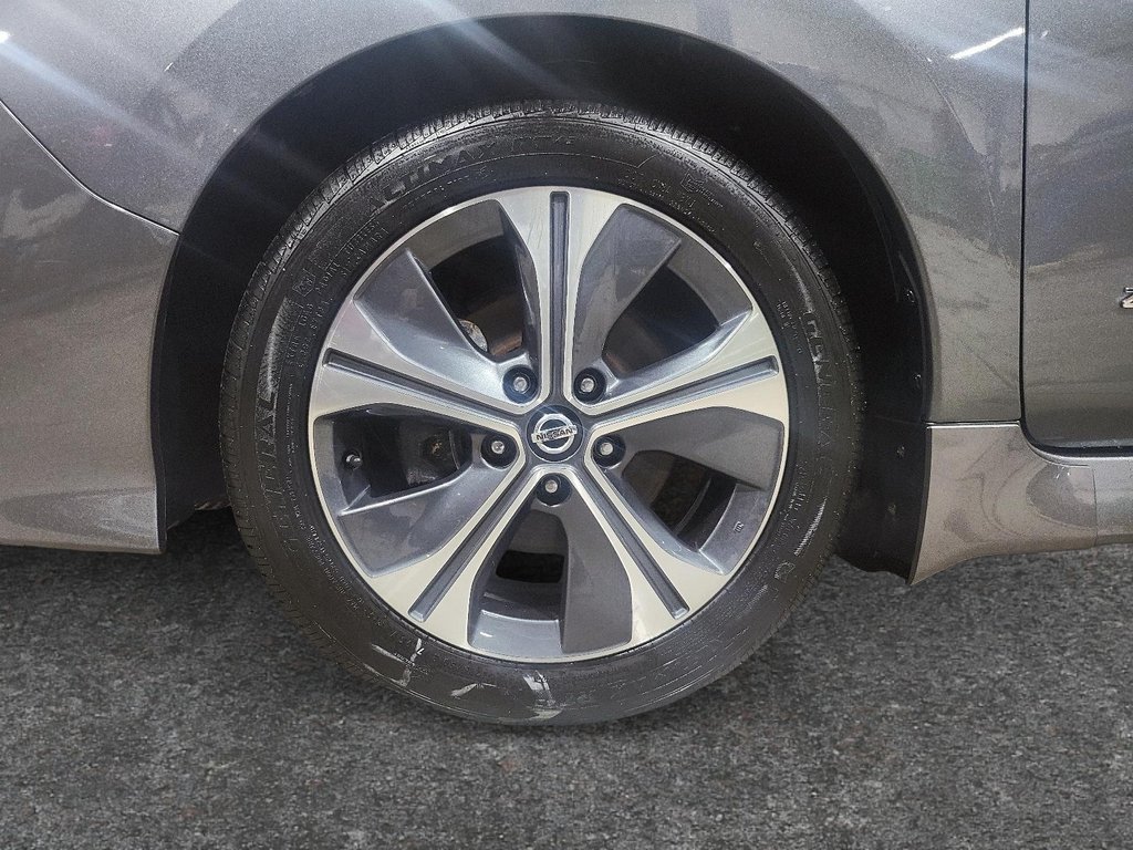 Nissan LEAF SL 2019-6