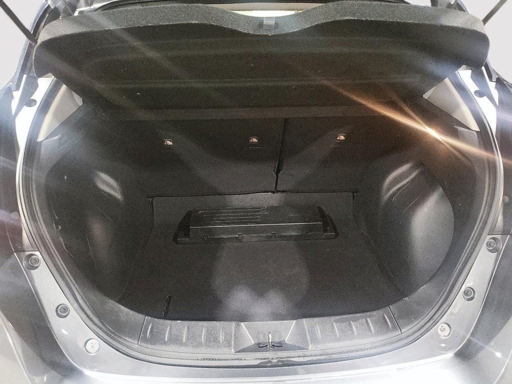 Nissan LEAF SL 2019-5