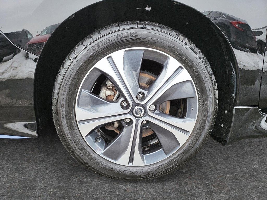 2022 Nissan LEAF SL PLUS-6