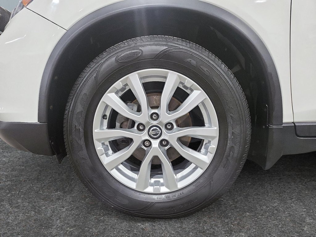 2017 Nissan Rogue SV-6