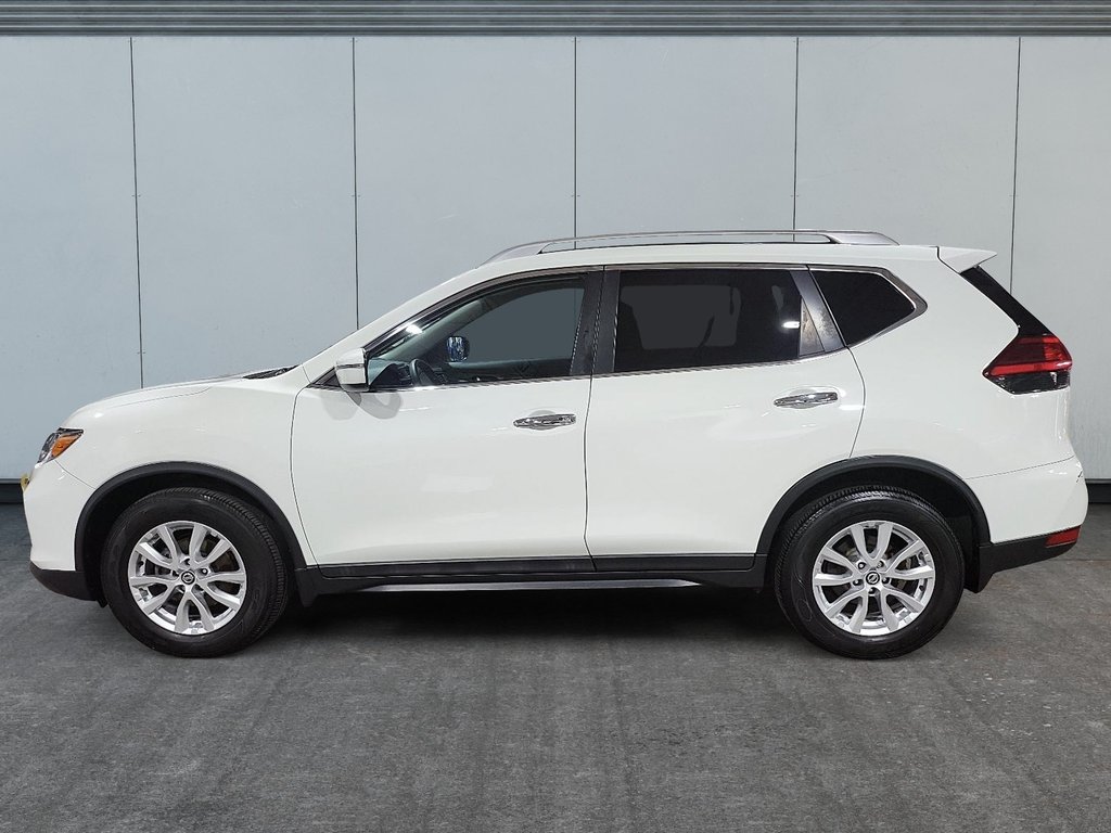2017 Nissan Rogue SV-4