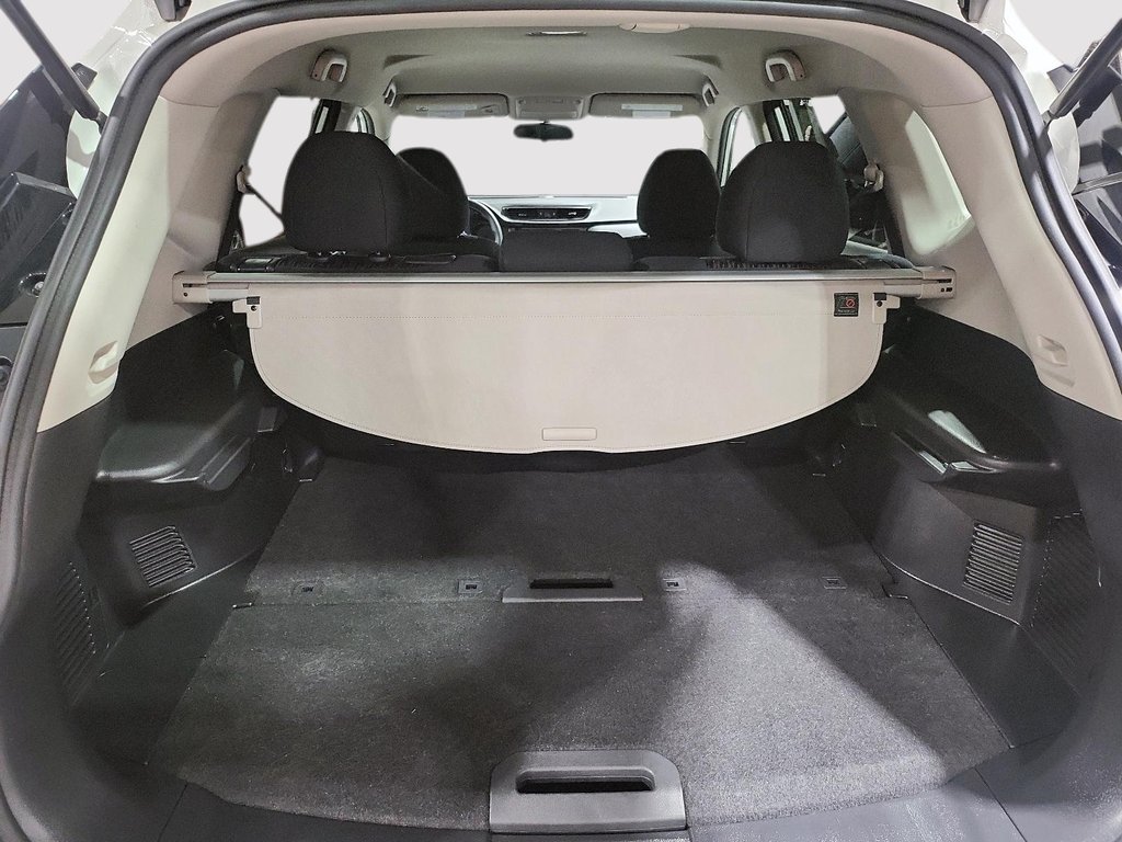 2017 Nissan Rogue SV-5