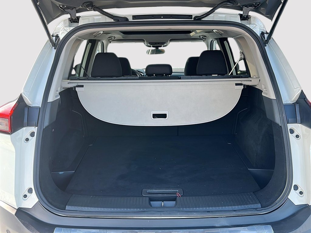 2023 Nissan Rogue SV-5