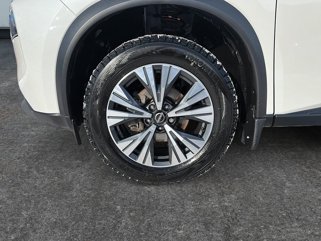 2023 Nissan Rogue SV-6