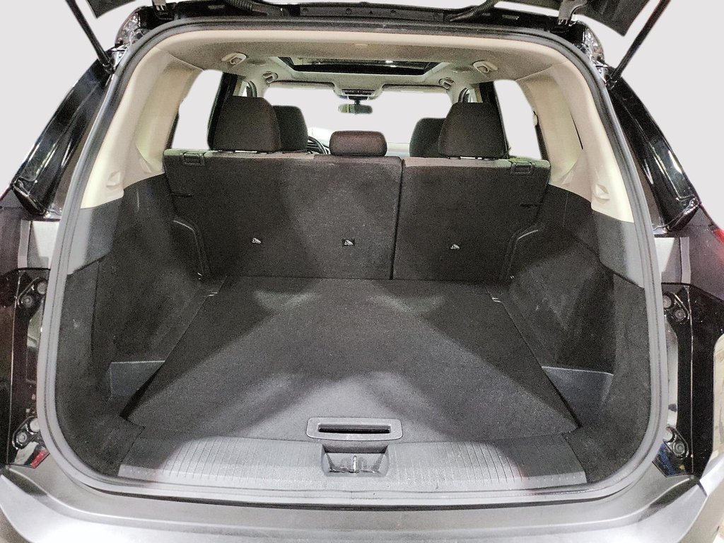 2023 Nissan Rogue SV-5