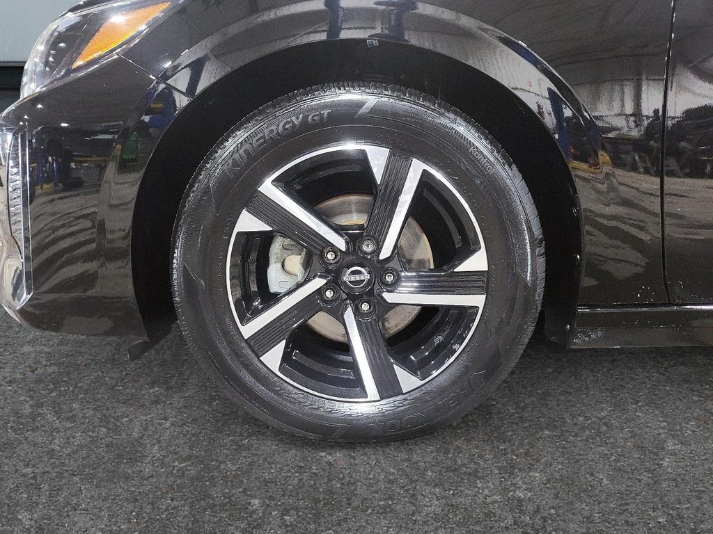 2024 Nissan Sentra SV-6