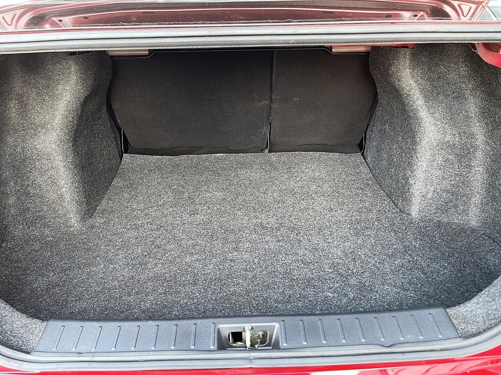 2021 Nissan Versa SV-5