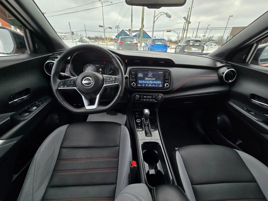 Nissan Kicks SR PRIVILÈGE 2023 à Magog, Québec - 16 - w1024h768px