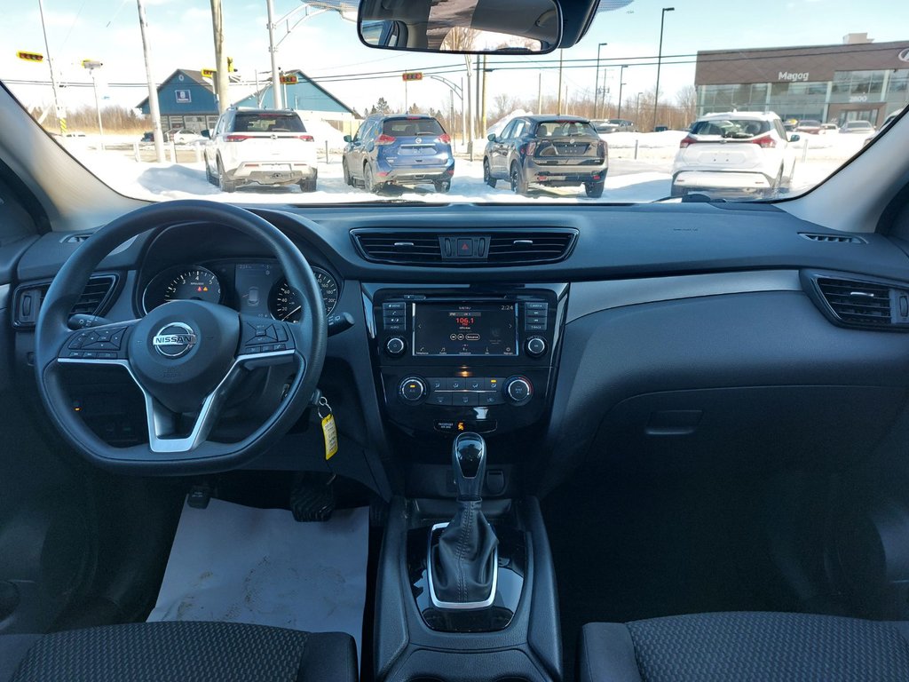 2020 Nissan Qashqai S FWD in Magog, Quebec - 13 - w1024h768px