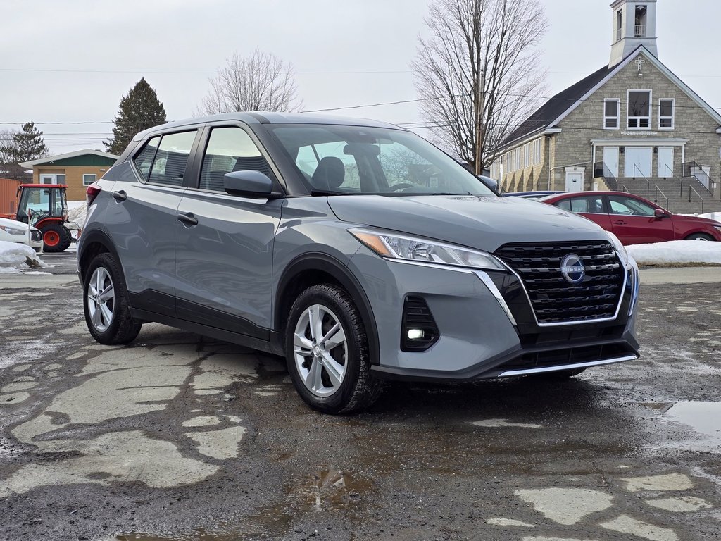 Nissan Kicks S 2022 à Magog, Québec - 3 - w1024h768px