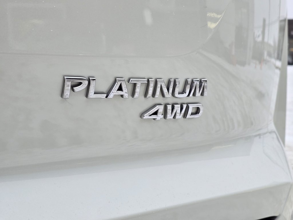 Nissan Pathfinder Platinum 2022 à Magog, Québec - 4 - w1024h768px