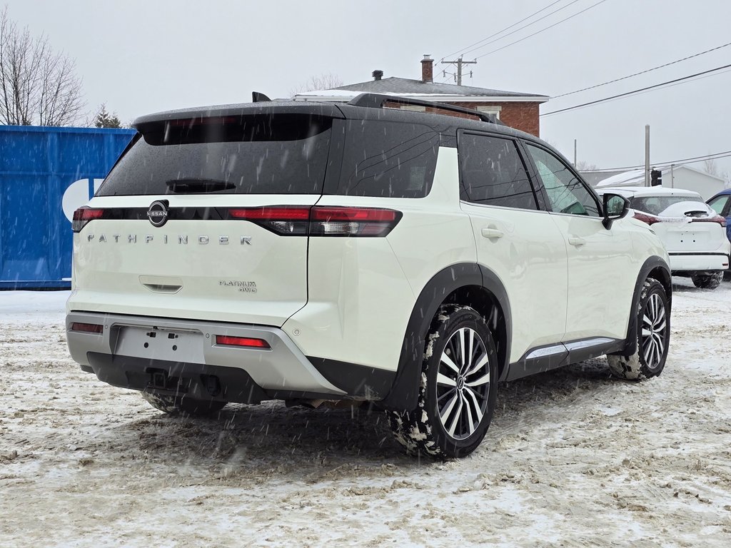 Nissan Pathfinder Platinum 2022 à Magog, Québec - 8 - w1024h768px