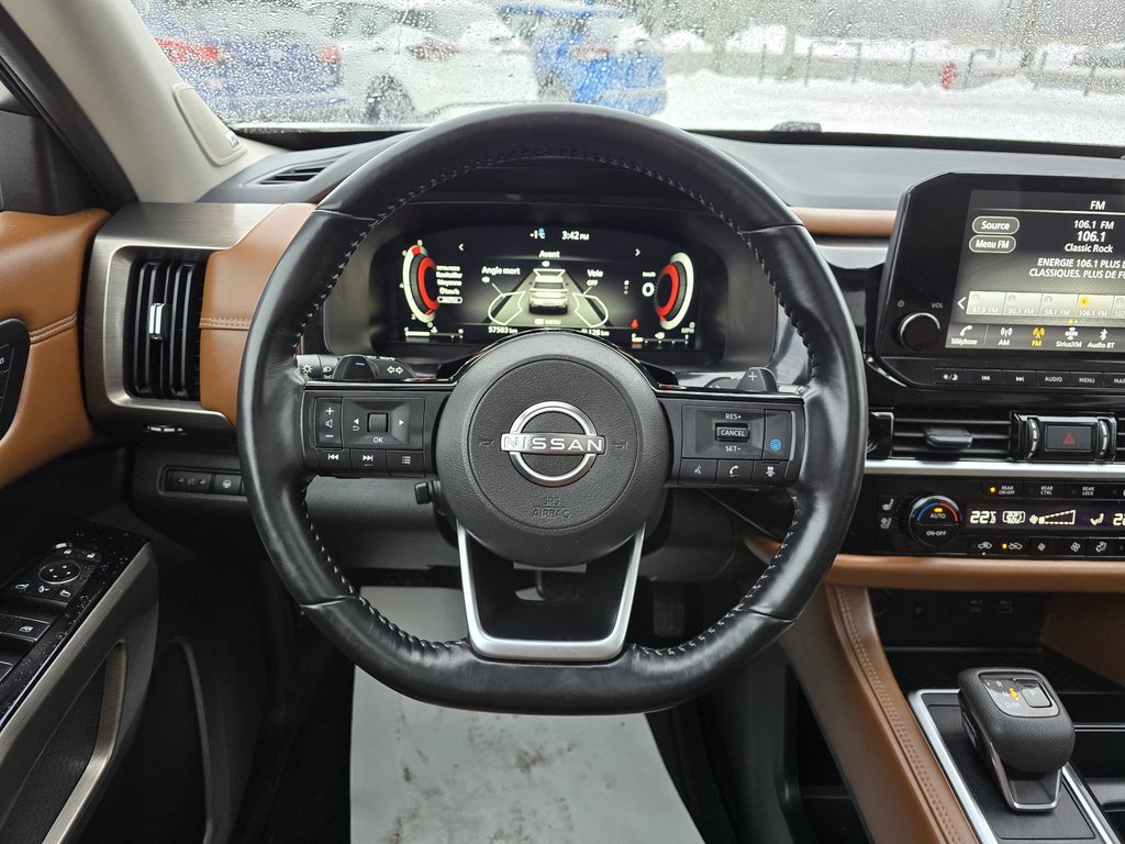 Nissan Pathfinder Platinum 2022 à Magog, Québec - 22 - w1024h768px