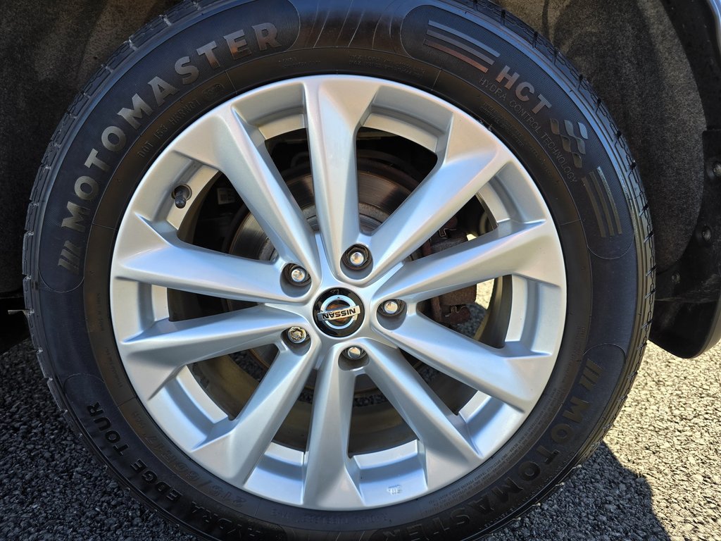 Nissan Qashqai SV AWD 2019 à Magog, Québec - 12 - w1024h768px