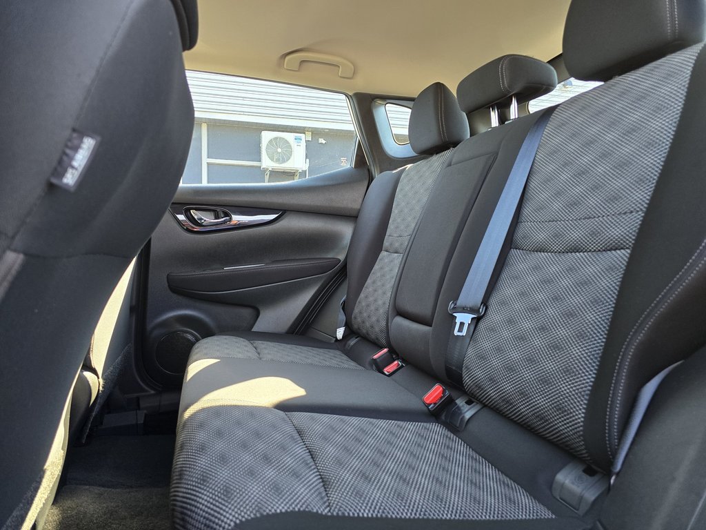 Nissan Qashqai SV AWD 2019 à Magog, Québec - 15 - w1024h768px