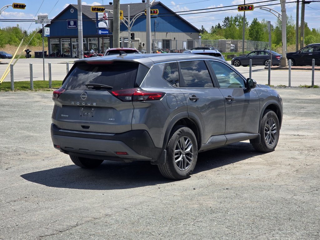 2022 Nissan Rogue S AWD in Magog, Quebec - 5 - w1024h768px