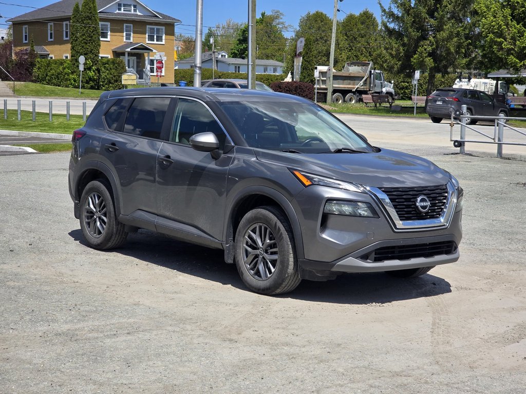 2022 Nissan Rogue S AWD in Magog, Quebec - 3 - w1024h768px