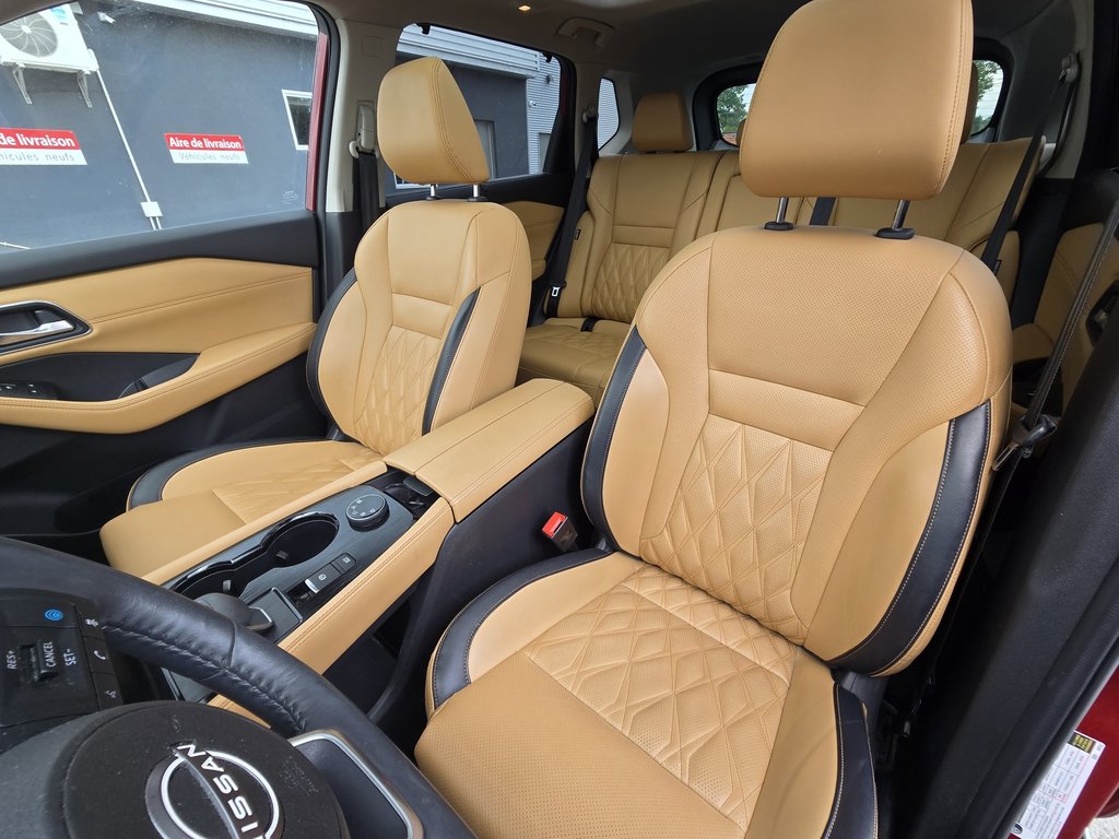 Nissan Rogue Platinum AWD 2022 à Magog, Québec - 9 - w1024h768px
