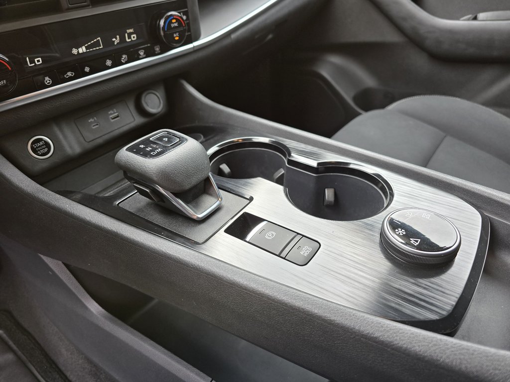2023 Nissan Rogue S AWD in Magog, Quebec - 23 - w1024h768px