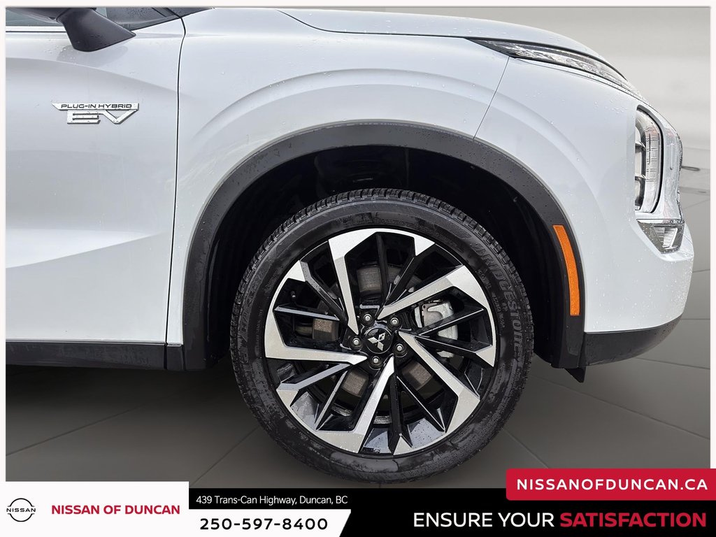 2025 Mitsubishi Outlander PHEV-6